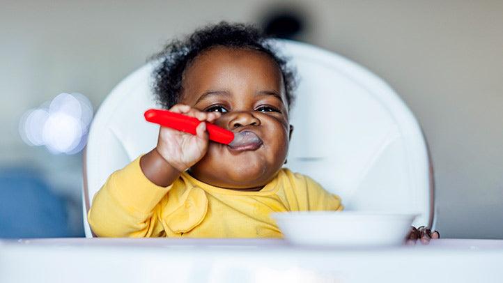 The Right Approach to Self-Feeding: Encouraging Independence in Your Baby