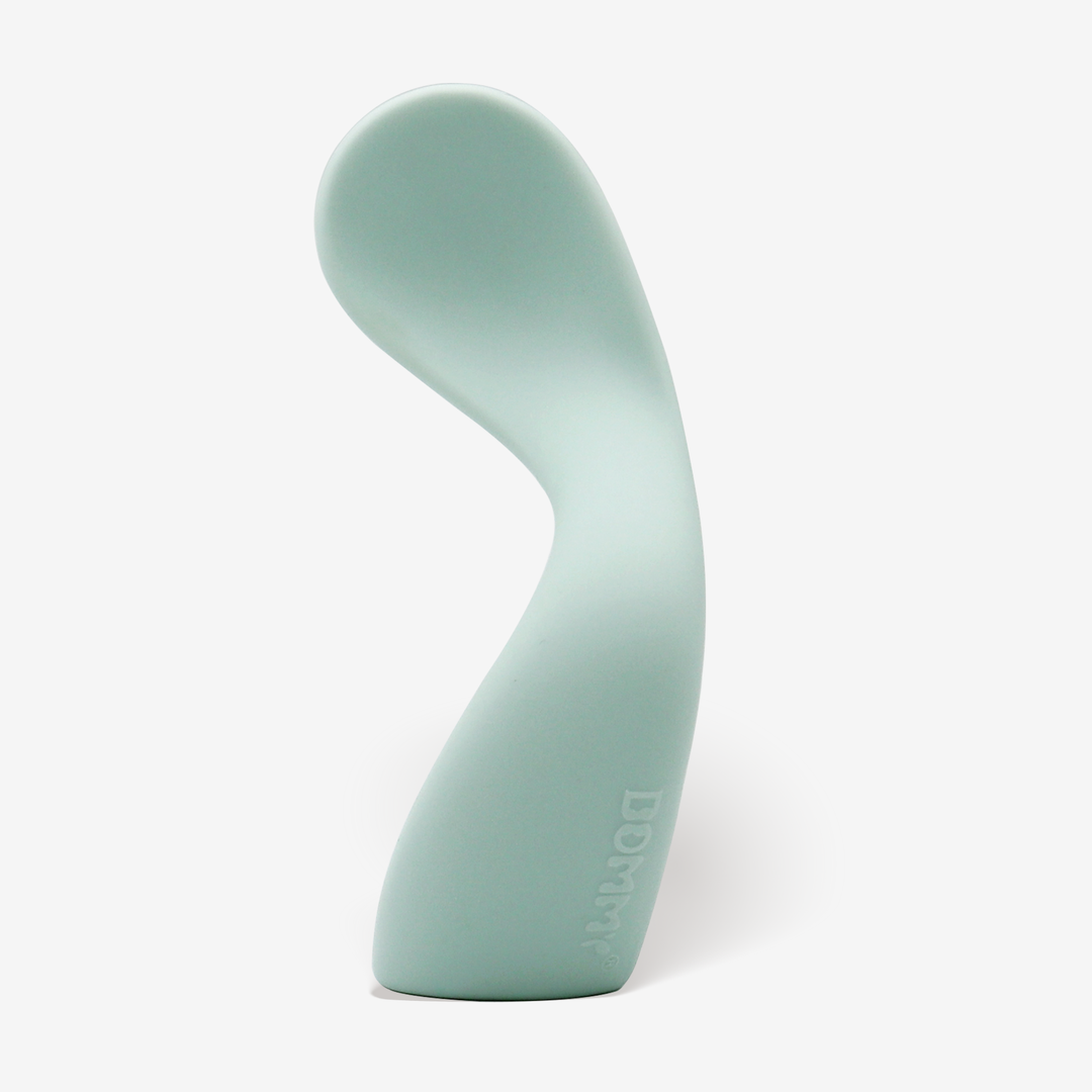 Dommy Silicone Curved Training Spoon - Smily Mia --